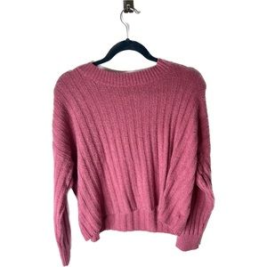 gorgeous american eagle pink sweater B7